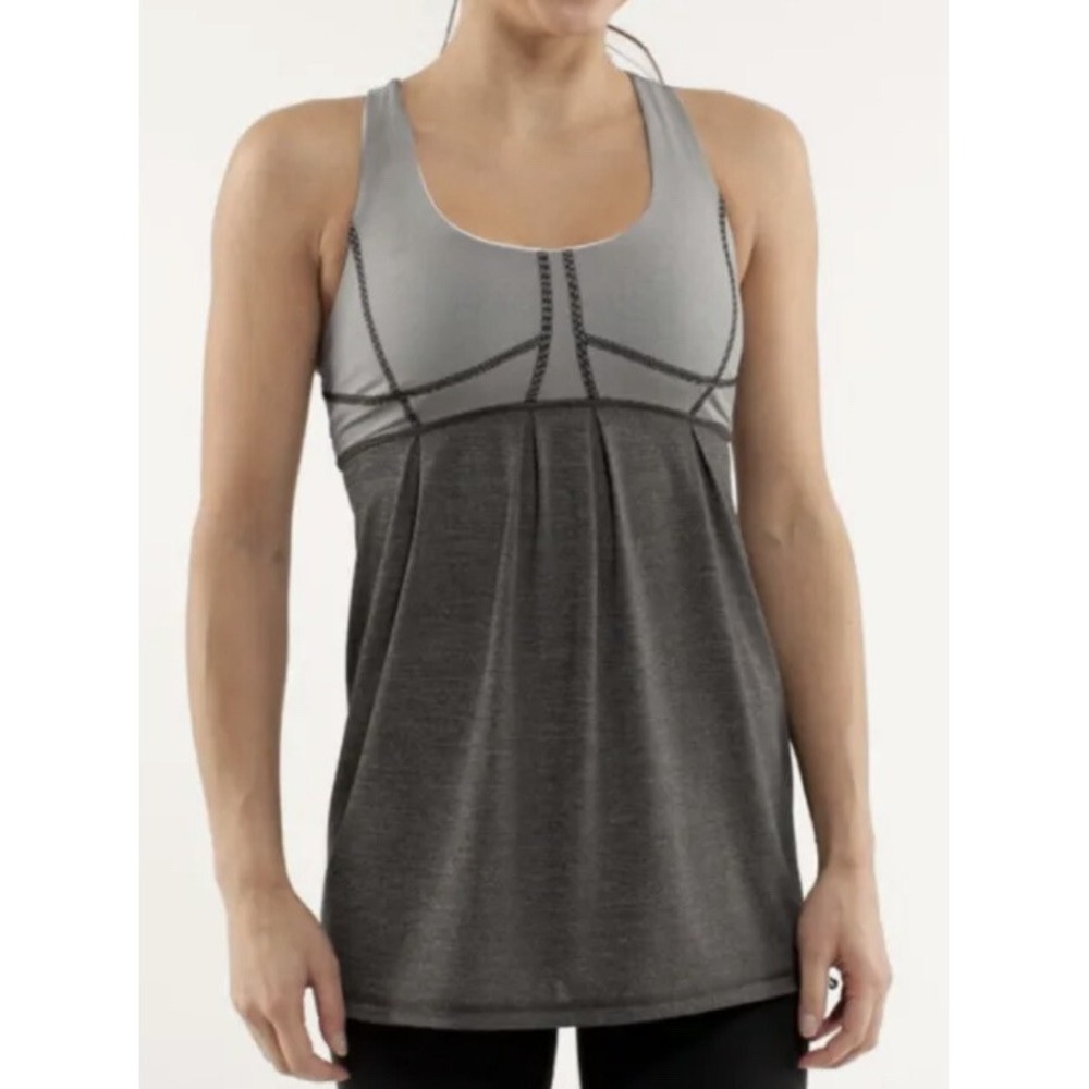 Lululemon No Limit Tank Top Grey Racerback Built-in Bra Yoga Workout Shirt 0041